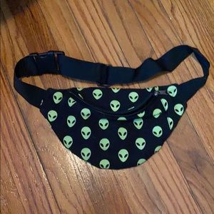 Fanny pack